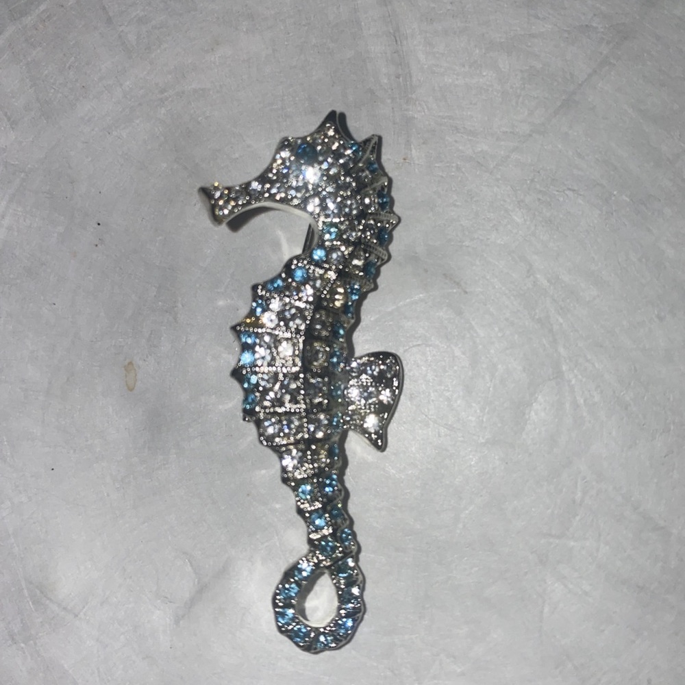 MONET Seahorse Silvertone Blue Rhinestone Brooch Pin $25 NWOT